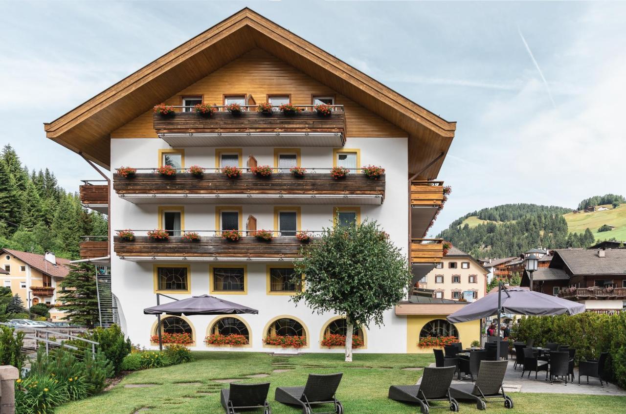 Hotel Oswald Selva di Val Gardena Exteriér fotografie